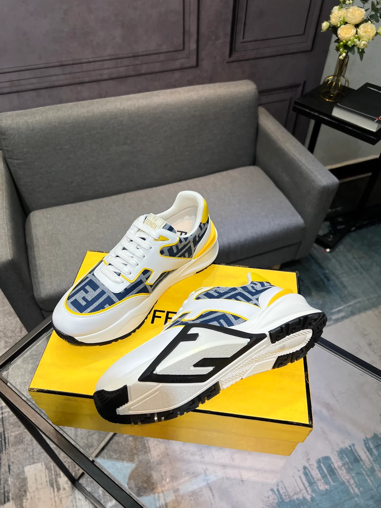 Men's shoes 💰580 FENDI men's fashion casual shoes 👟Hot sale🔥Official website 1:1 replica ⬆️Original quality - Original leather - Original breathable mesh lining Original outsole 1:1 replica, code number 38-44 (45-46 customized)
